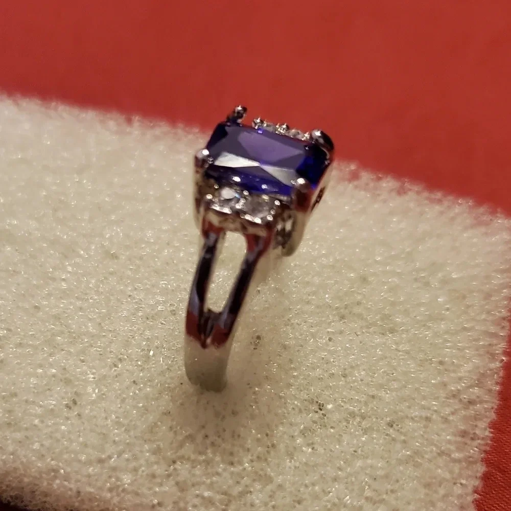 Luxury Amethyst 925 Silver Plated Ring 7